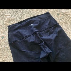 Lululemon Wunder Under High Rise Pant - size 6